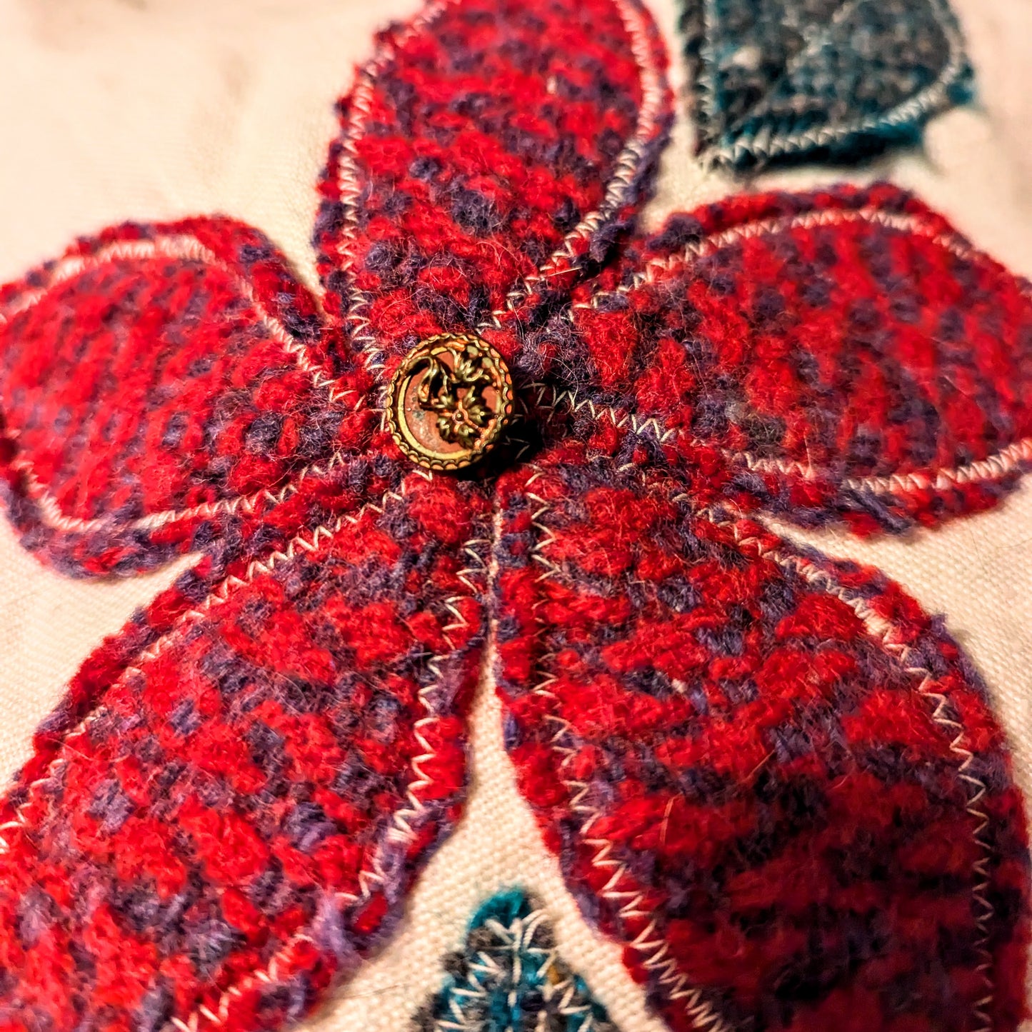 Scarlet Floral Applique Linen Challah Cover and Centerpiece
