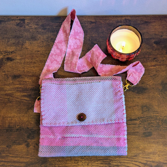 Strawberry Summers 2 Handwoven Shoulderbag