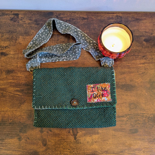 "I like Dirt" Handwoven Green Shoulderbag