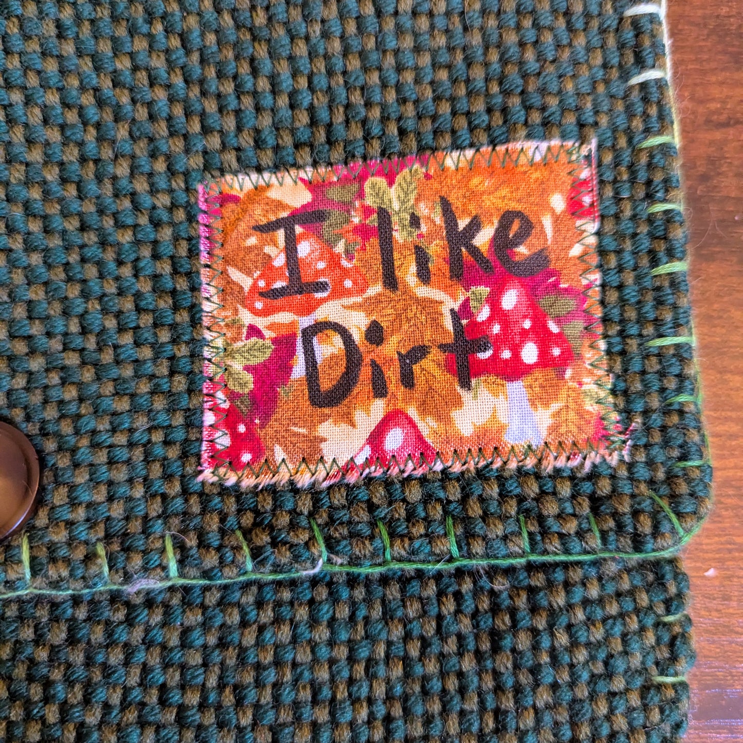 "I like Dirt" Handwoven Green Shoulderbag