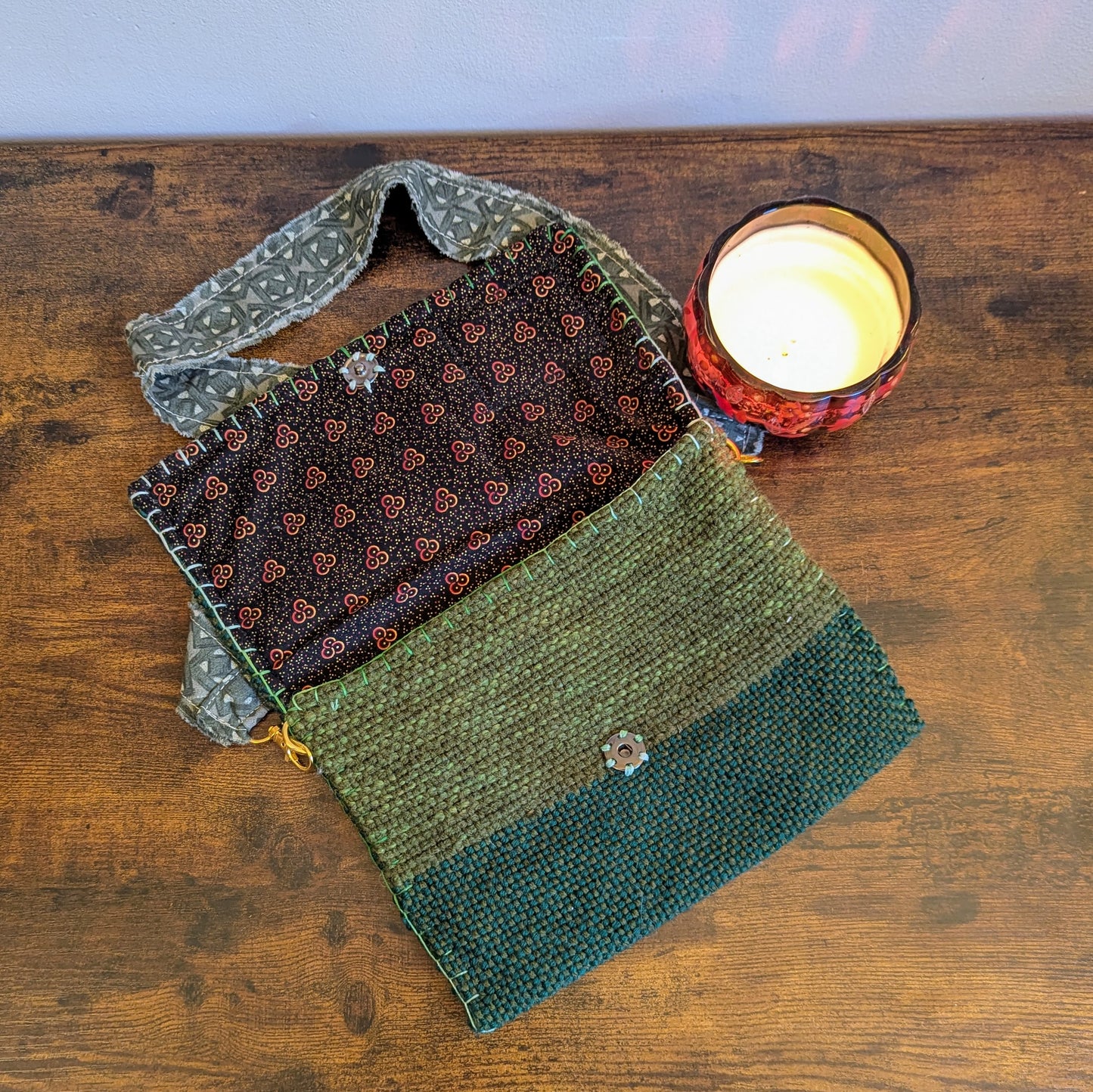 "I like Dirt" Handwoven Green Shoulderbag