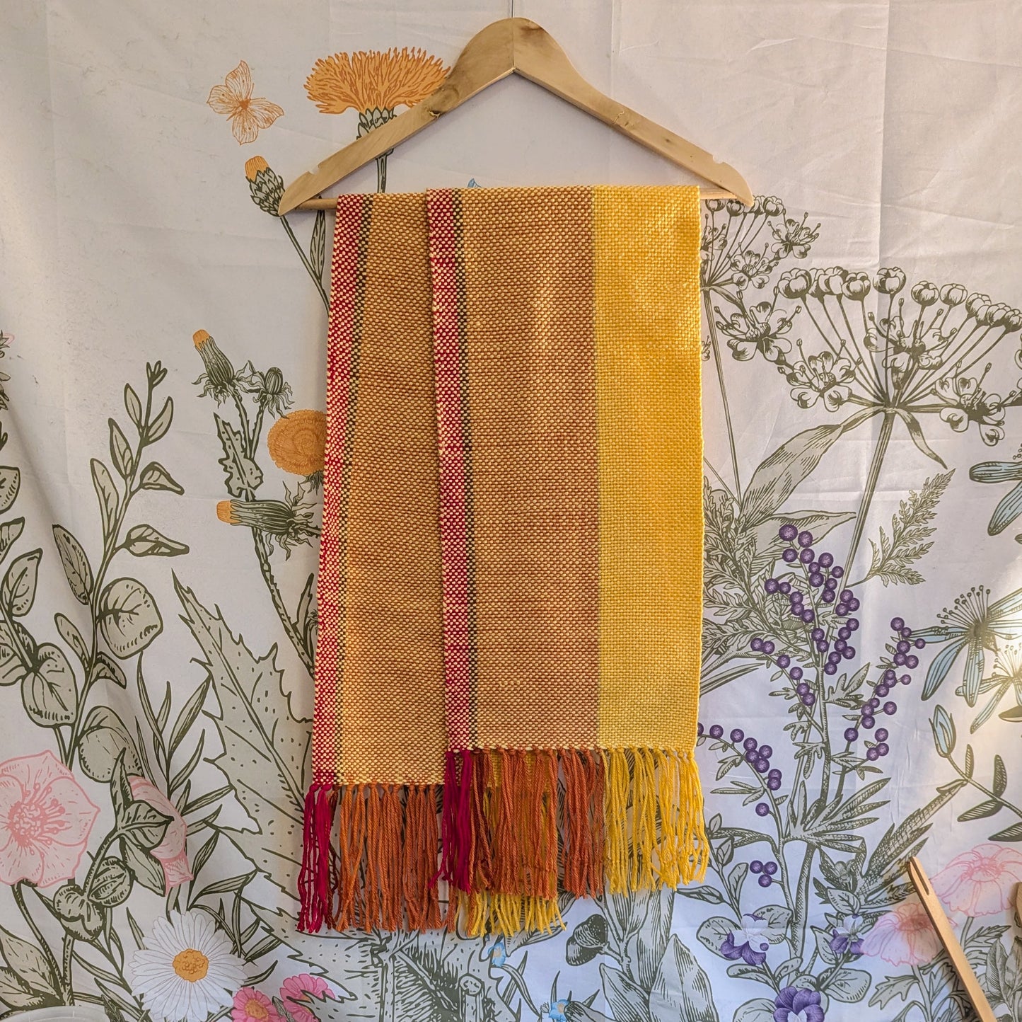 Golden Gleam Handwoven Hypoallergenic Scarf